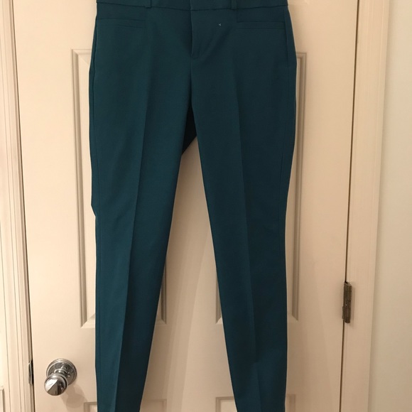 Banana Republic Factory Sloan Curvy pants size 2 - Picture 2 of 3